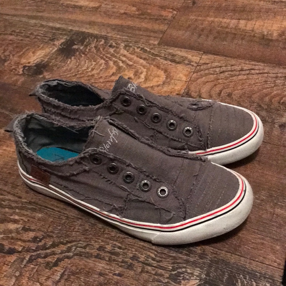 Blow fish shoes